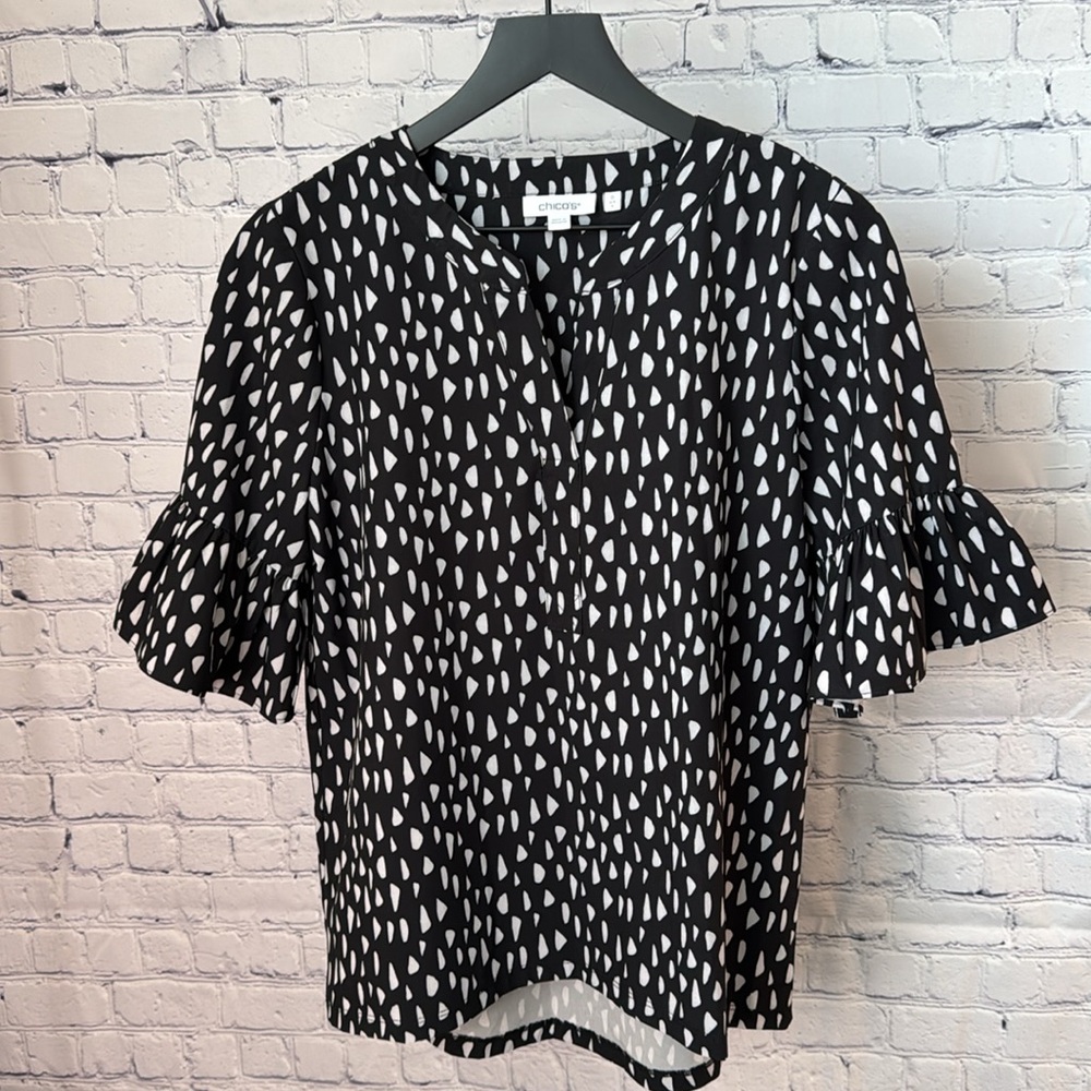 Chico’s Navy Top